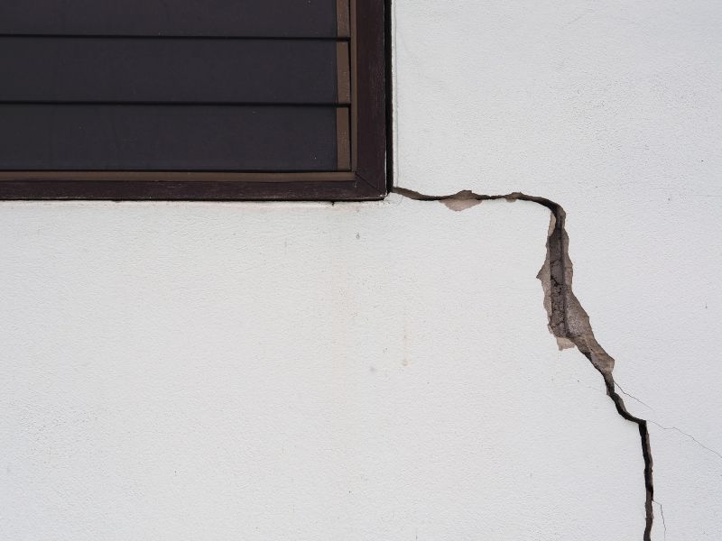Foundation Crack Repair in Irvington, KY